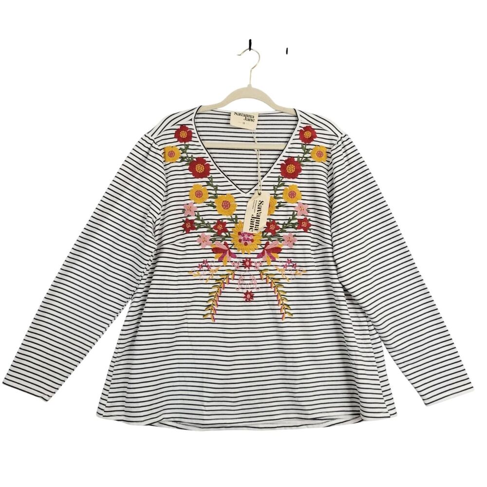 NWT SAVANNA JANE P17757 Black White Striped Floral Embroidered Sweater SIZE 1X